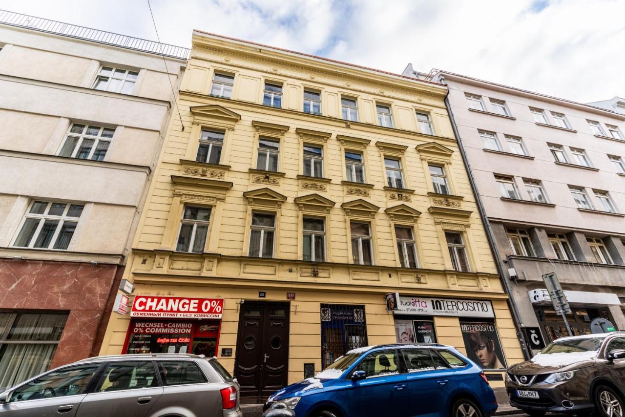 Black Gold Kingdom Prague Exterior photo